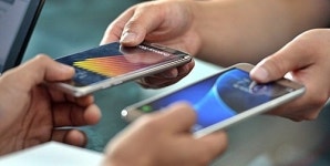 65세 이상 기초연금수급자 통신비 감면…월 1만1천원