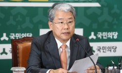 김동철 한미FTA 개정, 文 정부의 무대응…전략도 없이 테이블에 마주앉아