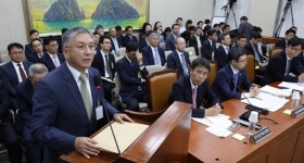 국감 증인으로 나선 식품업계 수장들...피자헛-유한킴벌리 대표 등 안절부절