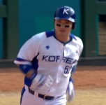한국, 숙적 일본에 논란 속에서 야구 결승전 3대 0 승리 