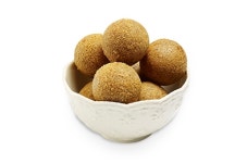 bhc치킨, 달콤바삭치즈볼 SNS 인기에 매출 200% 상승