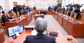민주당, 법사위 보이콧…여당 불참으로 청문보고서 채택 불발