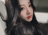 러블리즈 예인, 차안에서도 매력적인 청순+섹시 인형 미모