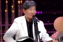 가수 김세환, 여전한 외모와 가창력..나이가?