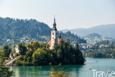 동화 속에 빠지다, 슬로베니아 블레드 호수