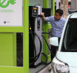 전기車 인프라 대폭 확대...선진국 수준 구축
