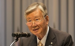 검찰, 부영 이중근 회장 탈세·허위신고 수사 공정거래조사부로 통합