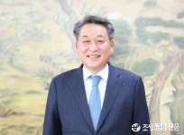 [인터뷰]지금강(주) 회장 김식 사람을 풍요롭게, 제2농촌혁신의 기술 선도
