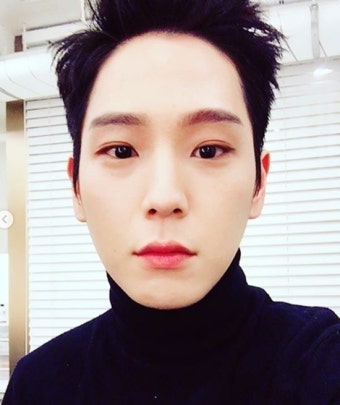 'B.A.P 멤버 성범죄 논란' 주인공 힘찬으로 드러나…들고 일어난 워마드 