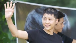 송준헤어피부 | 송중기 탈모사진, "무슨 일 있나봐" 원형으로 빠진 머리숱…두피 휑"