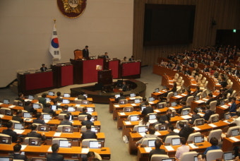 ‘채상병 특검법’ 국회 법사위 소위 통과...21일 본회의 회부