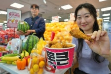 롯데마트, 2주간 통큰 세일…치킨 5천원, 한우·랍스터 카드결재시 반값