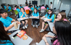 이화여대에서 꿈과 끼 찾은 익산 성당중 학생들