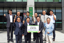 황철권 라이프모터스 대표, 호원대에 전기차량 기증