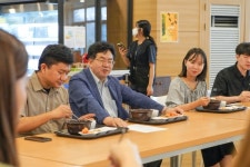 한동대, 총장님이 쏘는 아침식사 이벤트로 학생들과 소통