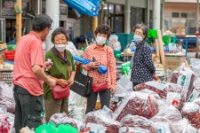 [오일장을 맛보다⑥] 청결고추의 원조시장, 괴산 오일장