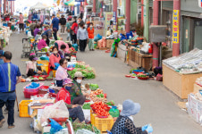 [오일장을 맛보다⑮] 남쪽 바다를 담고 있는 곳, 남해 오일장