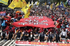 무관세 수입 철회·사료값 대책 수립될 때까지 싸운다