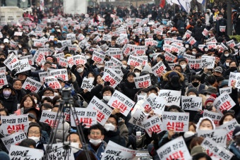 여의도 운집한 1만여 농민·노동자·빈민 