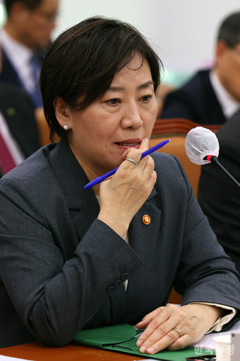 송미령 장관 '내란 부역' 혐의 본격 도마에