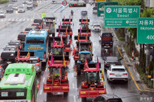 농민 트랙터 세 번째 상경, 시흥대로 일대서 남태령 재연