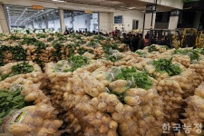 가락시장 채소2동, 김장 물류 대란 피할 수 있을까