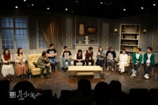 [문화스케치] 연극 자체가 어떠한 세상 안에 조그마한 세상을 만들어낸다…연극 톡톡