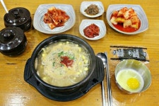 범계 맛집 대소골, 유기농 쌀·착한 콩나물 활용한 콩나물해장국 제공