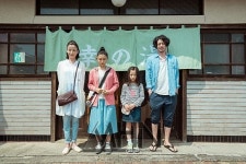 [영알못의 600자리뷰] 따뜻한 온탕처럼 치유해주는 행복 목욕탕