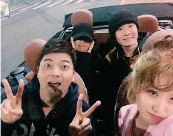 시크릿 송지은, 전현무, 심형준 감독, 정유민과 즐거운 모습 업로드 '즐거운 나들이'