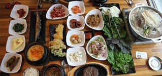 벚꽃 관광객 준비하는 경주 떡갈비맛집 늘봄
