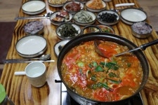 아산 가볼만한곳…아산맛집 쌍둥이네 매운탕