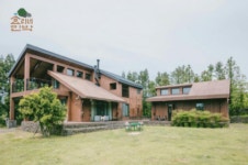 효리네 민박 첫 방송 앞두고 공개된 사진 한 장, 널찍한 마당에서 펼쳐질 이야기는 과연?