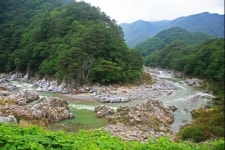 [8월 여름휴가지 추천] 배산임수(背山臨水)의 진수를 경험하다...강원도 인제① 미산계곡