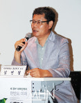 [문화포토] 김연철 교수 