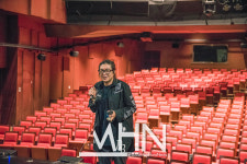 [문화스케치] 닳고 닳은 바닥만큼 뜨거운 열정…브로드웨이 42번가 백스테이지 투어