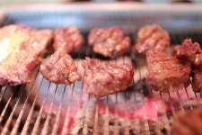 안산 맛집 진성관, 국내산 투뿔한우와 여러 밑반찬 제공하는 세트메뉴 선보여