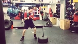 돈꽃 장혁, 진지한 모습으로 복싱 삼매경…탄탄 몸매 유지 비결