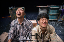 모든 걸 내려놓고 한바탕 노는 연극, 극단현장의 정크, 클라운