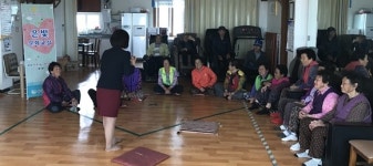 동녘도서관, 찾아가는 도서관 은빛문화교실 운영 노인층 적극 참여