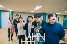 [연습실 사진첩] 단독 공개 한국 명작 소설 2시간 동안 3편 읽는 방법은? 뮤지컬 얼쑤 연습 현장
