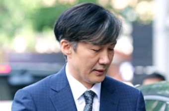 '조국 힘내세요과 조국 사퇴하세요' 국민들의 엇갈린 반응...조국 논란 정리