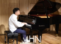 [MHN포토] 피아니스트 임동민 쇼팽 스페셜리스트의 귀환
