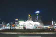 [MHN 진주] 비봉산의 전설 봉황 봉곡광장 분수 조각 작품으로 되살아나다