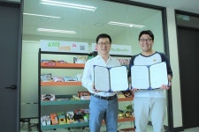 오피스스내킹-웃어밥, 사무실 간식·조식 정기배송 서비스 업무협약 체결…상호 협력 약속