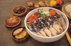 SBS 생방송 투데이 오늘의 맛집은? 속초 물회, 수원 반찬 가게, 종로 비빔국수, 서대문구 라면 맛집 소개