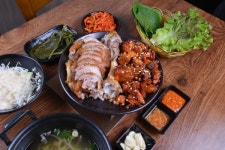 생방송 투데이 오늘 방송 맛집은? 키스링마늘빵-여름 별미 초계탕-튀김 족발 맛집 소개