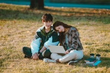 임시완X신세경X최수영X강태오 런 온 16일부터 넷플릭스 통해 전 세계 공개