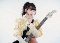 신인가수 리리, 자신의 이야기로 노래 만들어 데뷔...이런 세상, 리셋하자