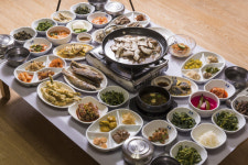 KBS 2TV 생생정보 오늘 방송 맛집 위치는? 물회 국수, 산나물 정식 맛집 소개